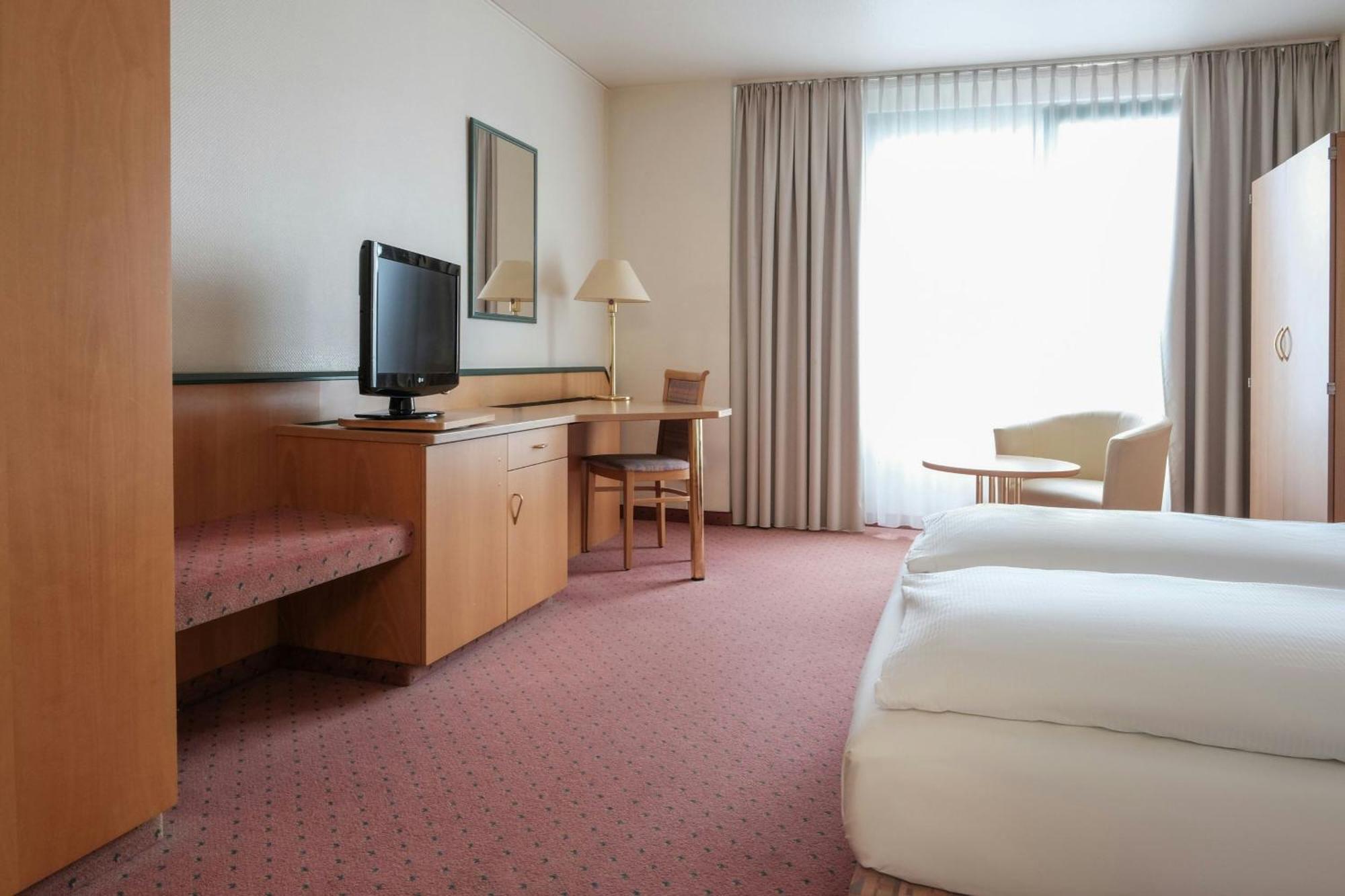 Four Essen City Centre Екстер'єр фото