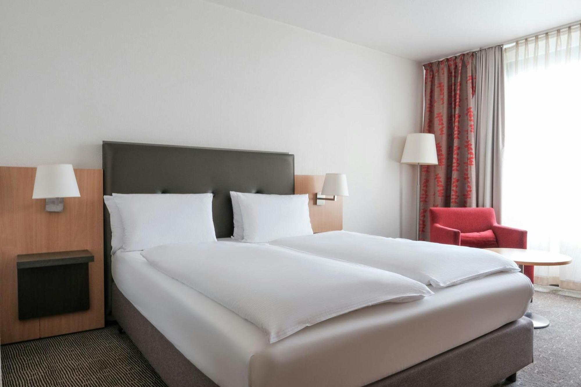 Four Essen City Centre Екстер'єр фото