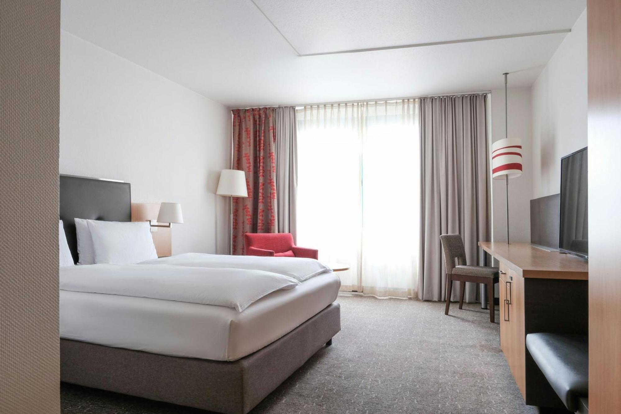 Four Essen City Centre Екстер'єр фото