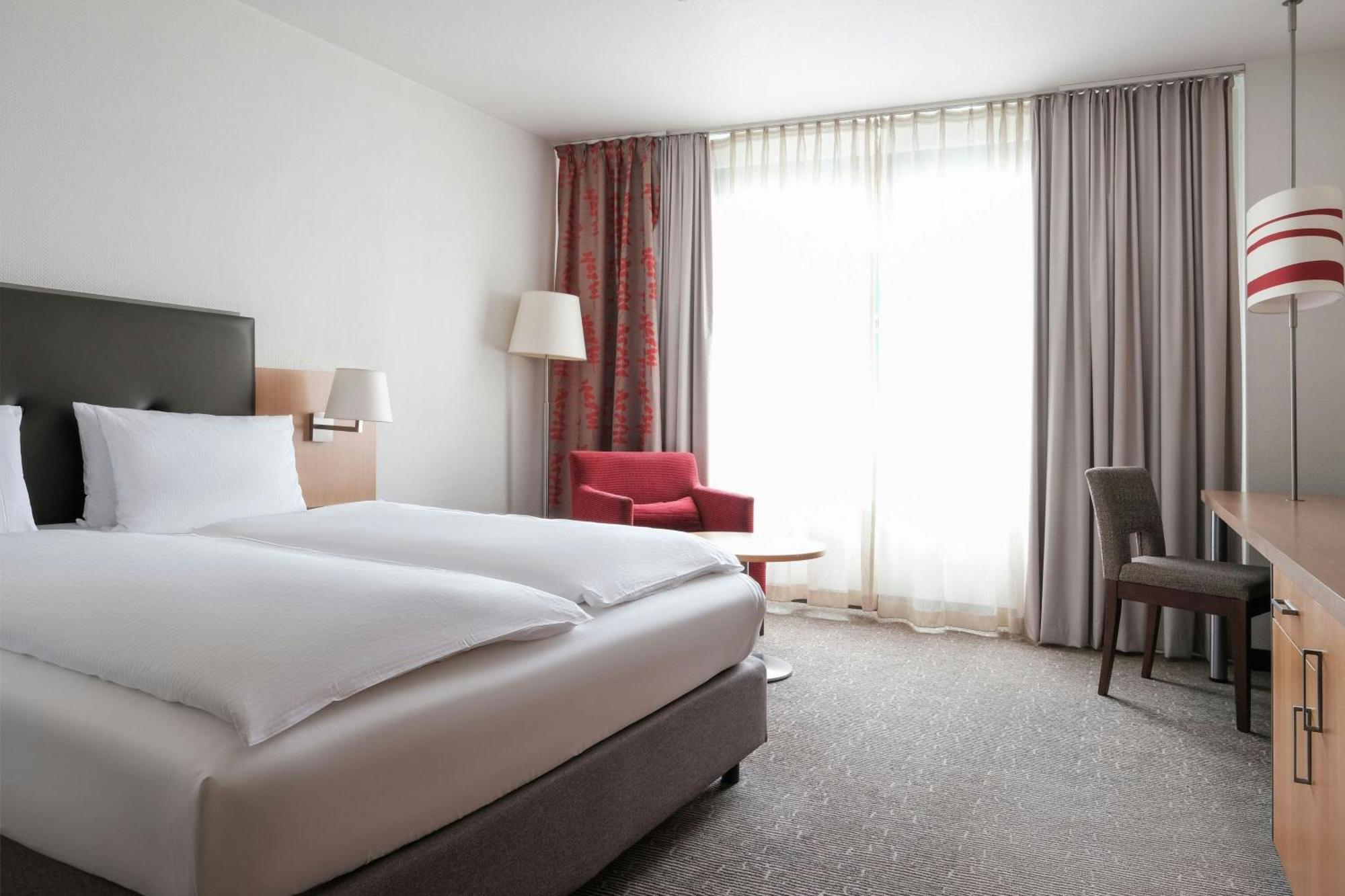 Four Essen City Centre Екстер'єр фото